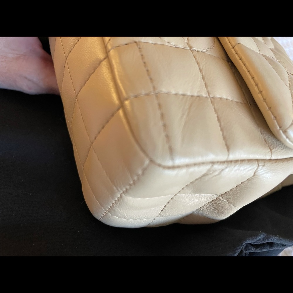 ❌❌SOLD❌❌CHANEL Beige Vintage Choco Bar Small Flap Bag Silver Full Set - Picture 6 of 16